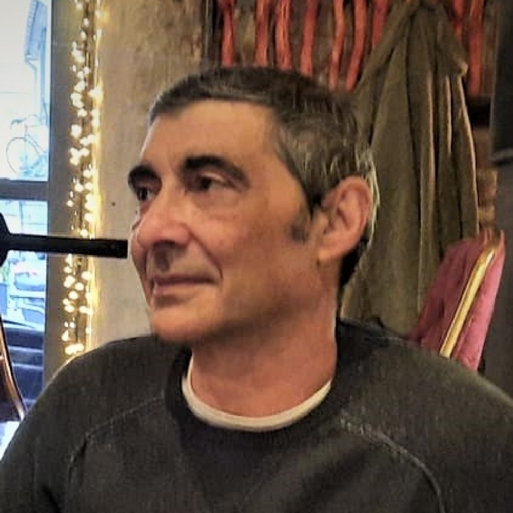 Meet your Posher, Alessandro